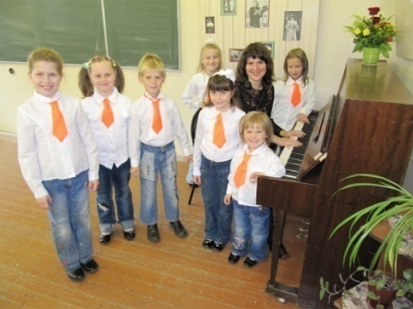 Детский вокальный ансамбль Лучики